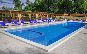 Relax Hotel - Restaurant Complex